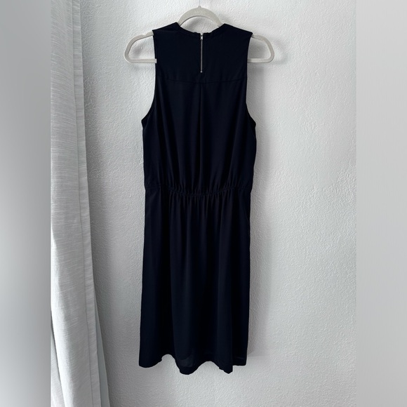 A.L.C 100% Silk Kenyatta Dress Sleeveless Cutout V-Neck Cinched Waist Size 8 - Picture 10 of 12